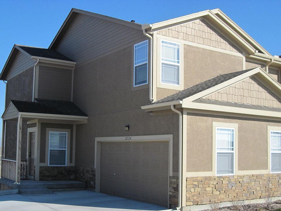 2nd image of 2122 W Forest Dr