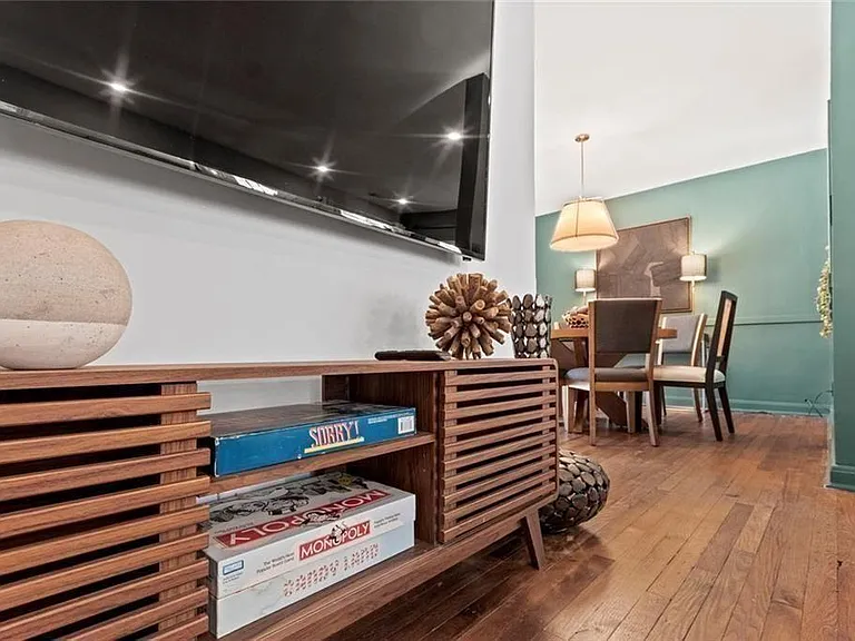 1333 Victor Rd NE — Photo 13