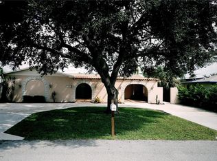 2359 N Wallen Dr, Palm Beach Gardens, FL 33410