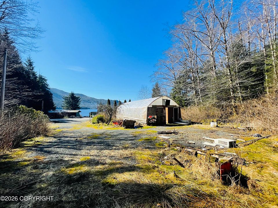 1st image of 4.8 Mile Port Saint Nicholas Rd