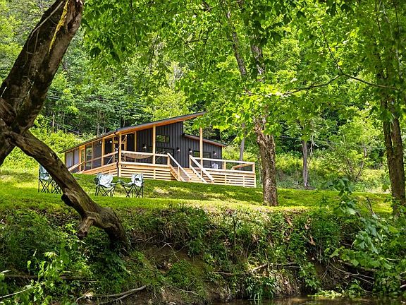 3rd image of 3307 Lunsford Mill Rd