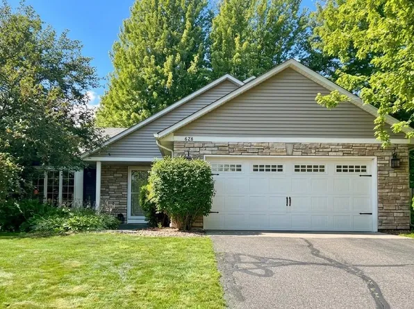 628 Eagle Ridge Rd, Woodbury, MN 55125