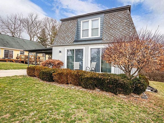 3rd image of 468 Hidden Valley Dr