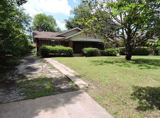 2529 Park Row Ave, Dallas, TX 75215
