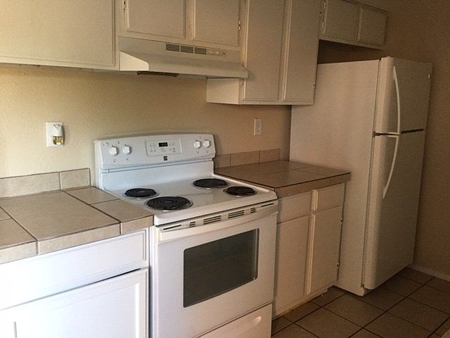2nd image of 4405A Crockett Ave