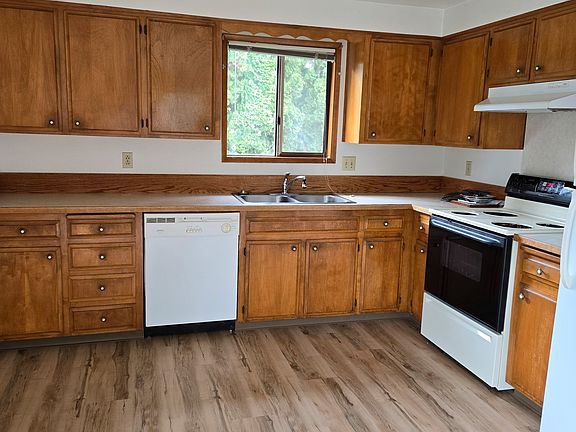 3rd image of 2120 Nomad Ct SE #2120