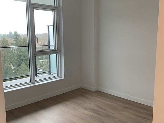 3rd image of 13738 Central Ave #1207
