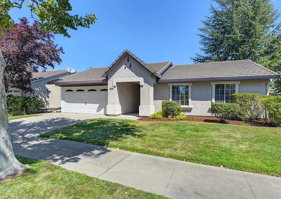 1st image of 248 Summer Grove Cir
