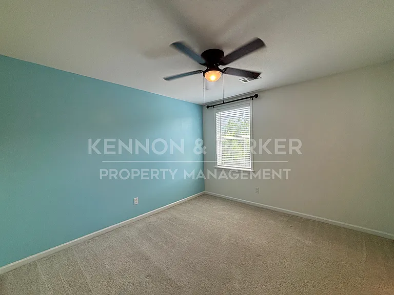 4526 Mountain Ivy Dr — Photo 25