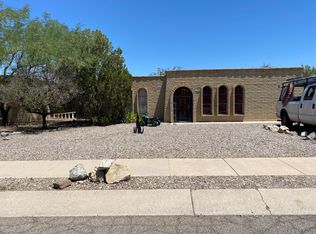 8121 E Bellevue St, Tucson, AZ 85715