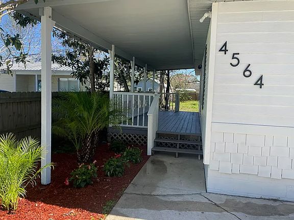 4th image of 4564 3rd Ave