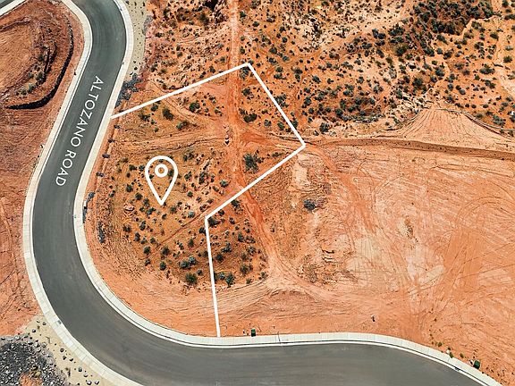 3rd image of 1413 N Altozano Rd