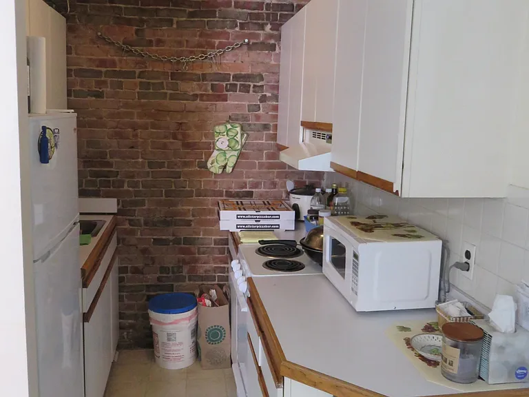 50 Phillips St #4 — Photo 6