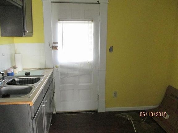 5th image of 514 S Hague Ave