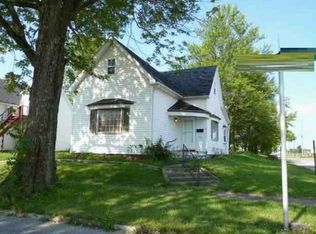 428 N 10th St, Elwood, IN 46036