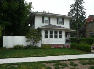 403 Calhoun St, Mishawaka, IN 46545