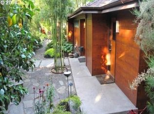 3820 SW Hewett Blvd, Portland, OR 97221