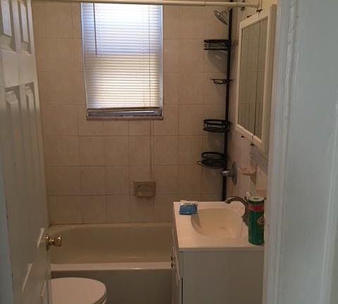 5th image of 95 Bedford St APT 1