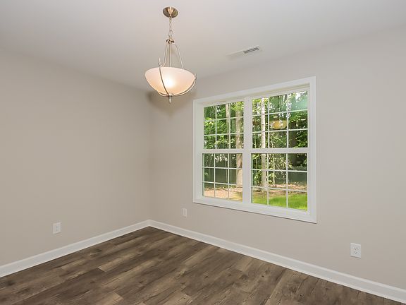 5th image of 200 Ashbrook Rd
