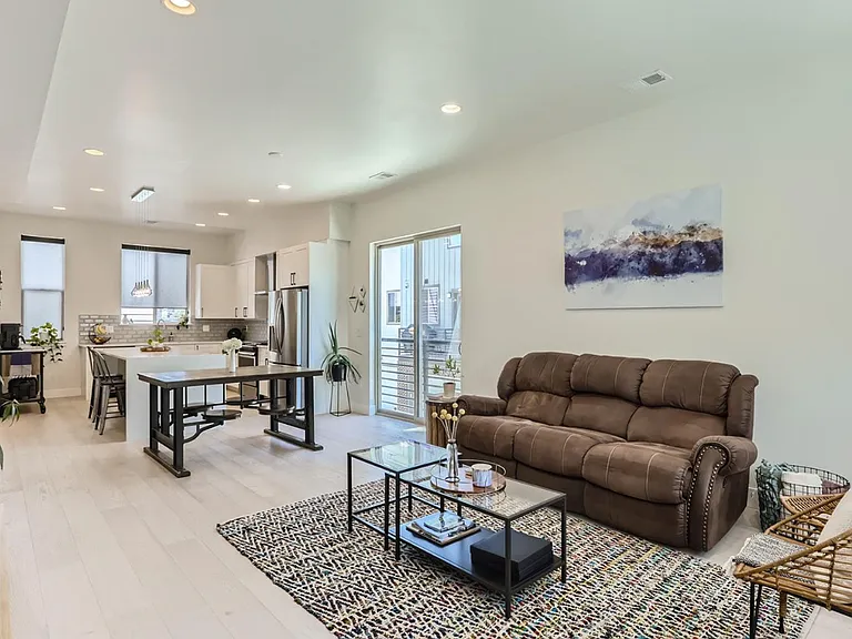 4100 E Iliff Ave #10 — Photo 2