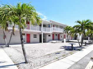 1250 2nd St APT 105, Sarasota, FL 34236