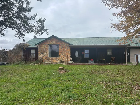 2615 Hopkins Cemetery Rd, Lily, KY 40740