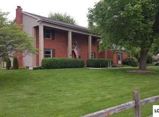 217 Buckles Dr, Mount Pulaski, IL 62548