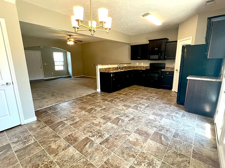 5305 Tony Lama Ln — Photo 9