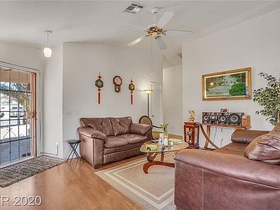 3rd image of 5416 Okaloosa Dr