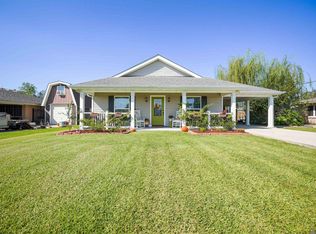 208 N Willow St, Lockport, LA 70374