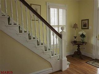 3rd image of 551 N Clay Ave