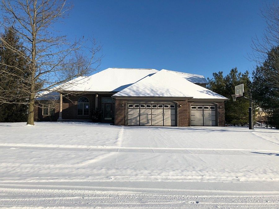 1st image of 1937 Aspen Dr