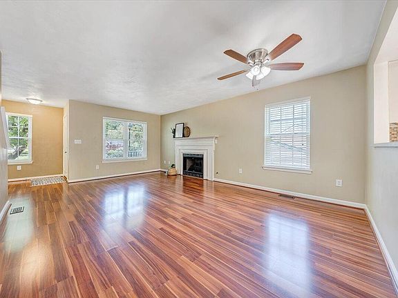 5th image of 7267 Scarlet Oak Dr
