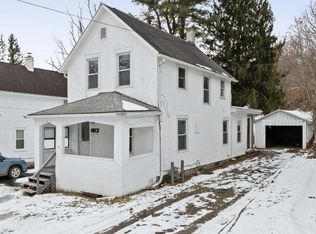 15 Robble Ave, Endicott, NY 13760