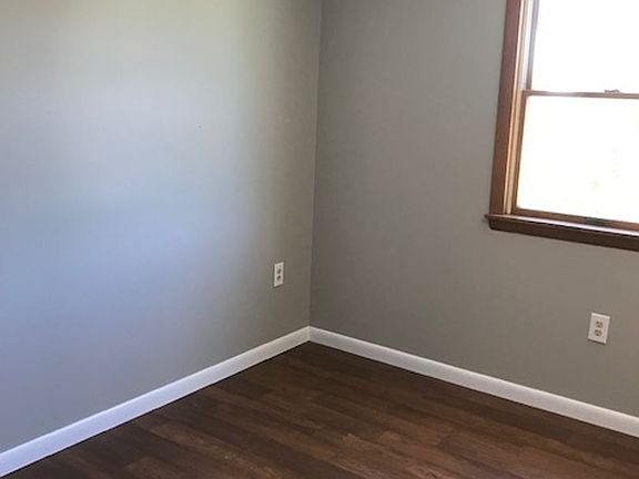 5th image of 740 Chemung St APT 9