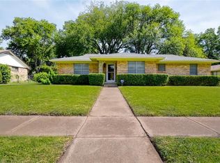 909 Carroll Dr, Garland, TX 75041