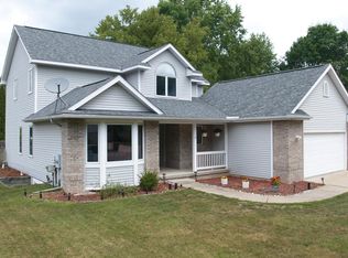 301 E Chapel Ln, Midland, MI 48642