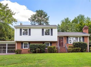 8423 McCaw Dr, North Chesterfield, VA 23235