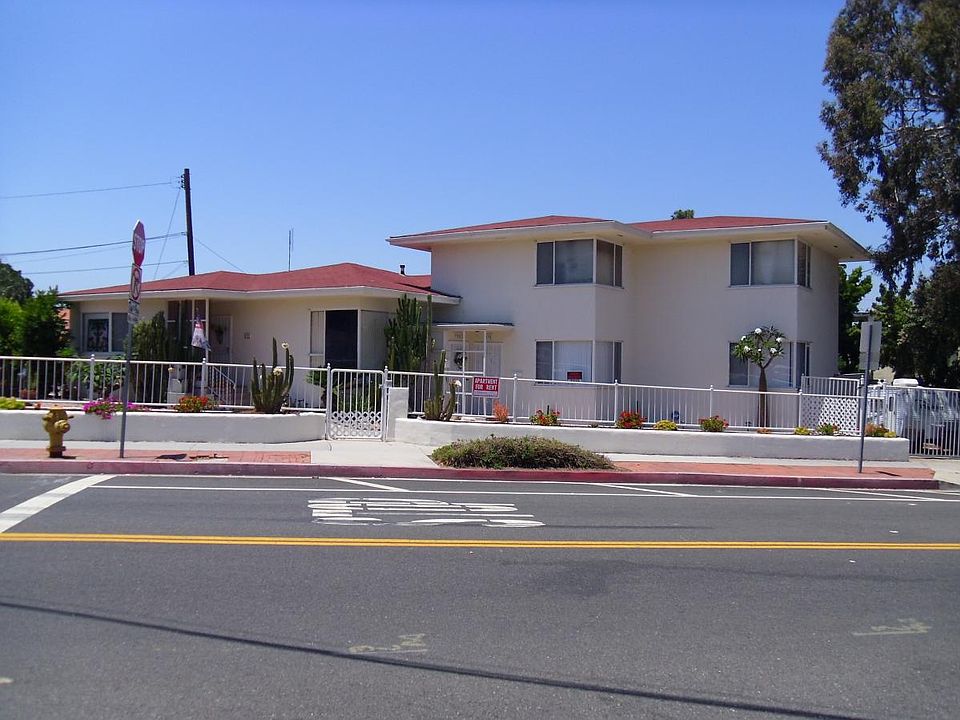 1st image of 935 W Beach Ave