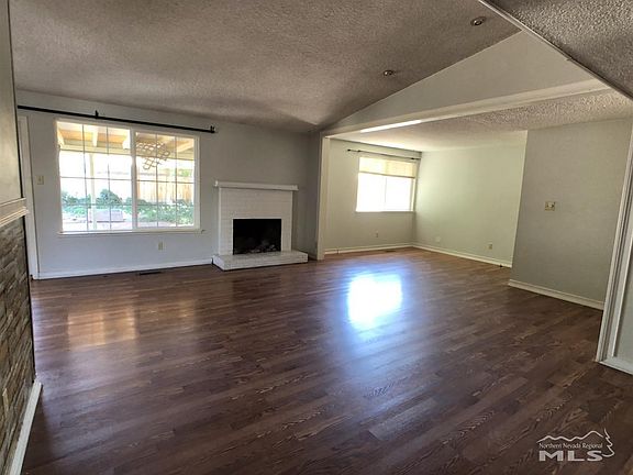 2nd image of 843 Glen Martin Dr