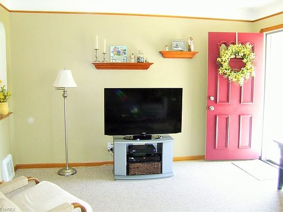 4th image of 5510 Orchard Ave