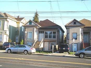 2nd image of 2113 Lincoln Ave