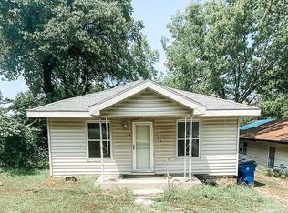 908 W Maple Ave, Barnsdall, OK 74002