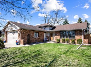 6816 98th St, Chicago Ridge, IL 60415