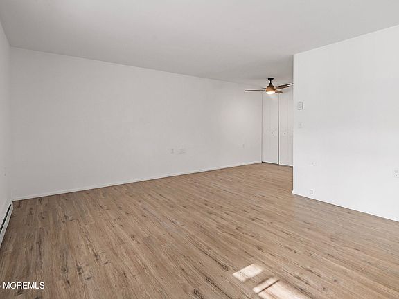 5th image of 434 Portsmouth Drive #E