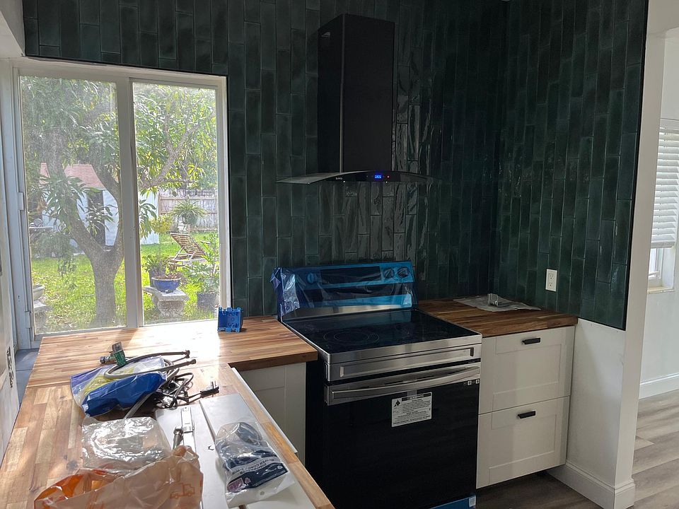 kitchen-stove