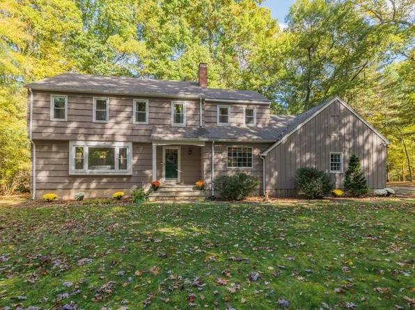 1 Lawton Drive, Simsbury, CT 06070