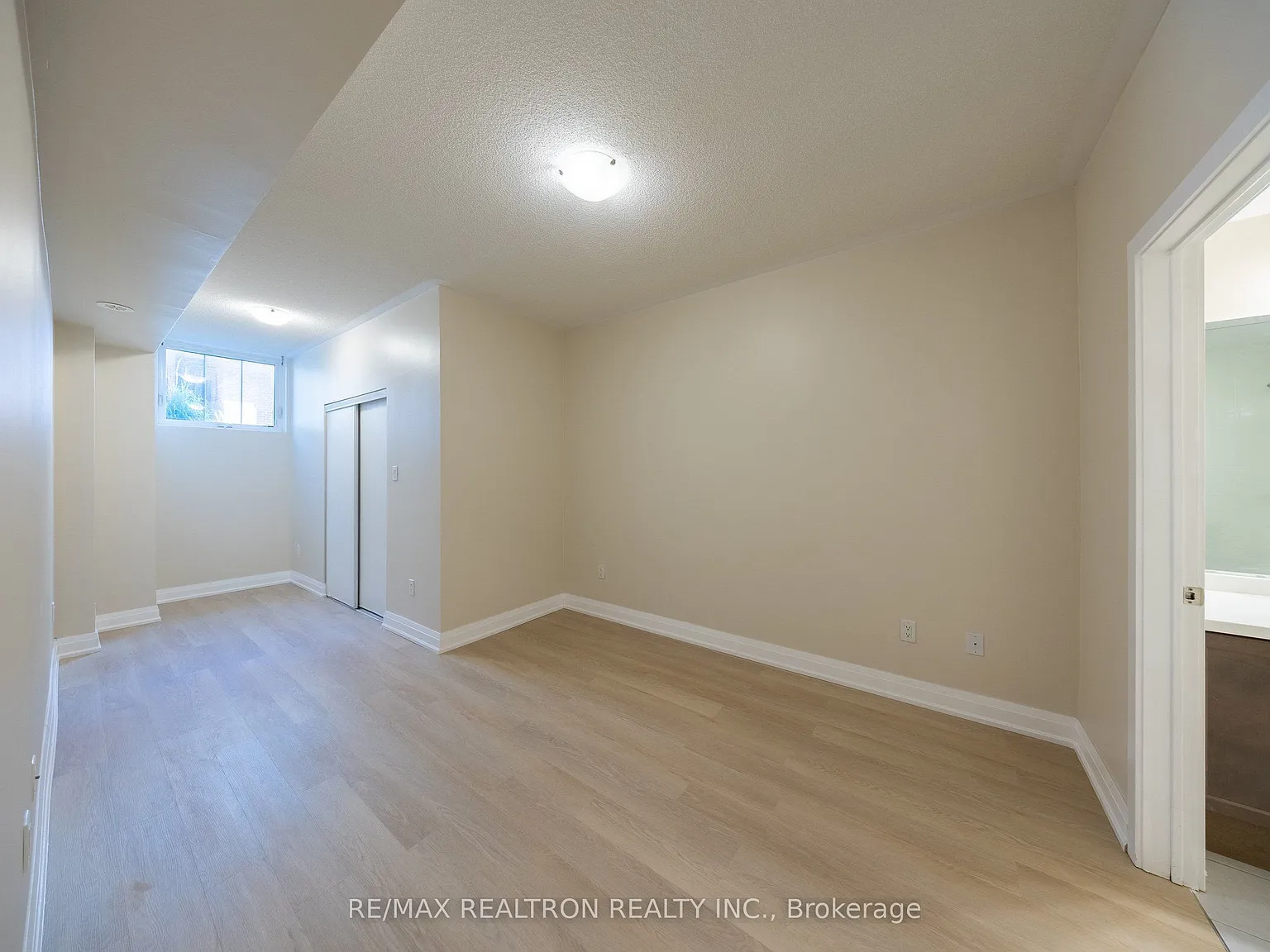 2 bed, $2,500 — Photo 3