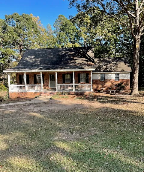 8438 Cedar Ridge Cir — Photo 1