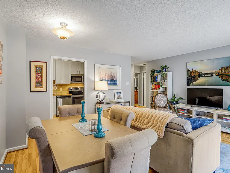 2141 P St NW #809 — Photo 9